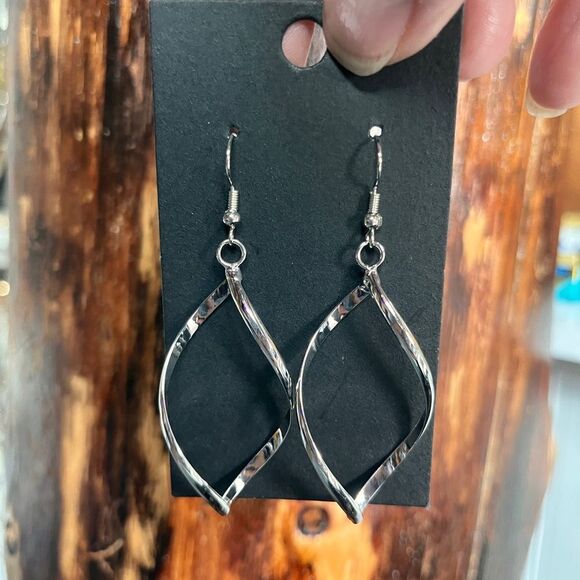 Mystery Box/Seller Resale - Picture 7 of 12